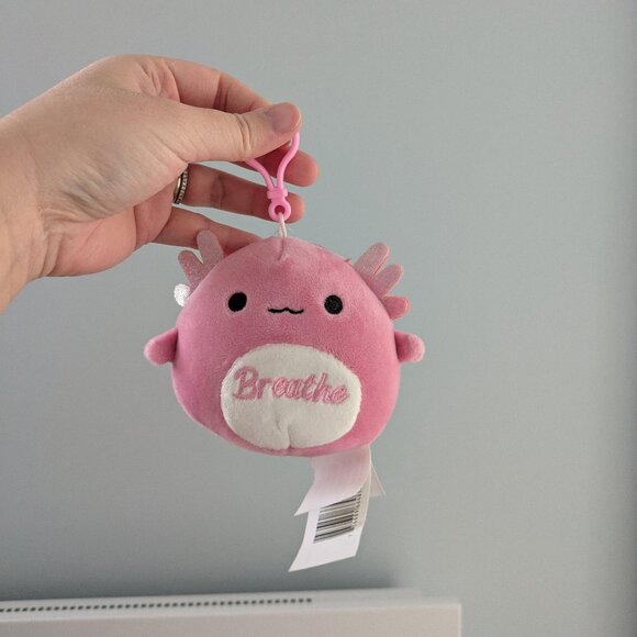 Breathe Archie Squishmallow Clip - Picture 1 of 3